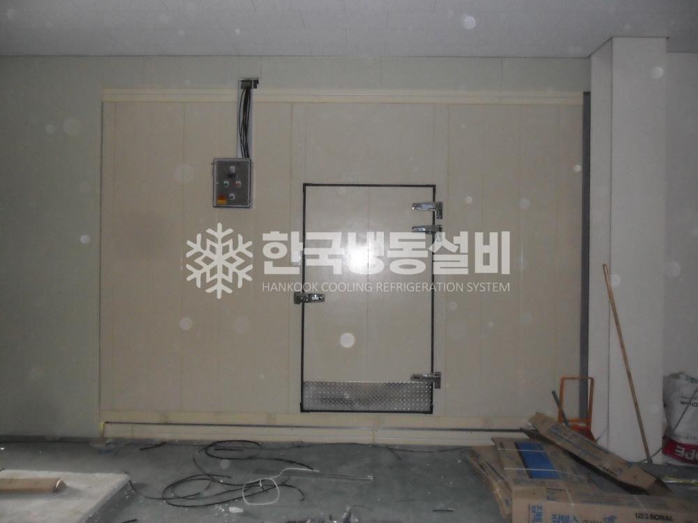 2000769928_EPctplay_32b5a89bbeac0f9345f2870a67397de0e4d5b00c.JPG 이미지크게보기